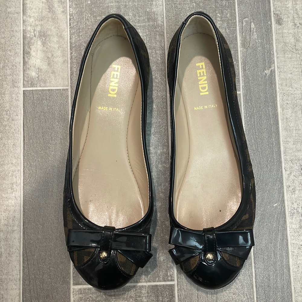 Fendi bow accent leather printed ballet flats